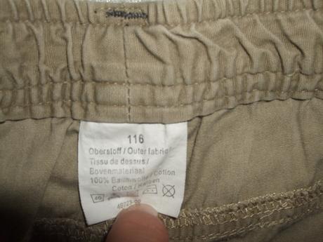 Šortky v dĺžke po kolená, 116