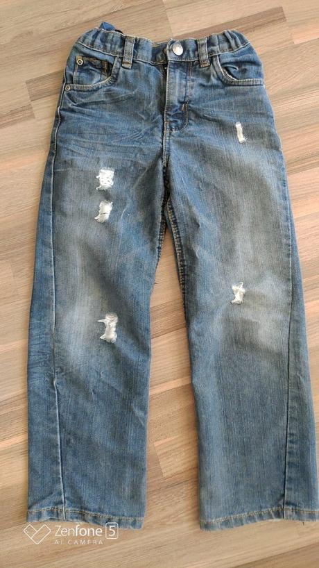 Džíny, 122