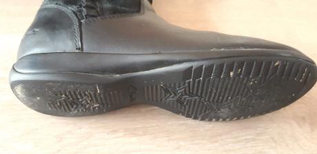 Černé kožené kozačky clarks vel. 34, clarks,34