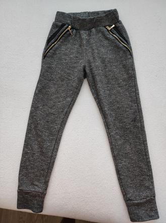 Tepláky 110-116, 110