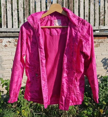 M142	dívčí šusťáková bunda wolf vel. 140 - 146, wolf,140