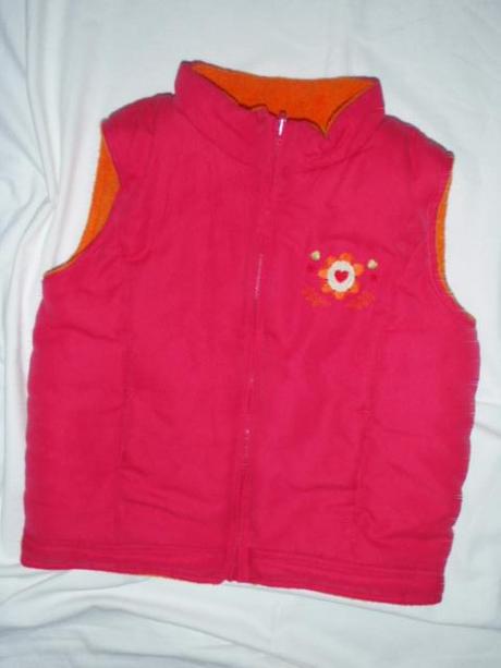 Nepřehlédnutelná oboustranná vesta, mothercare,110