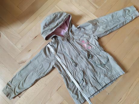 Zelená bunda s výšivkou, cherokee,116