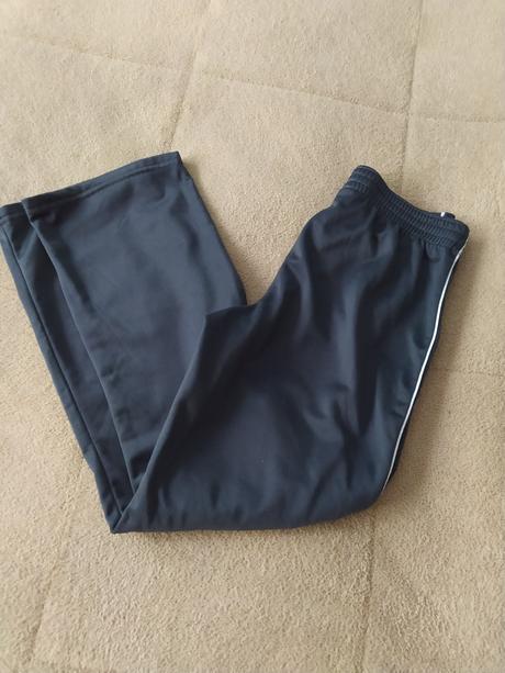 Tepláky, domyos,128