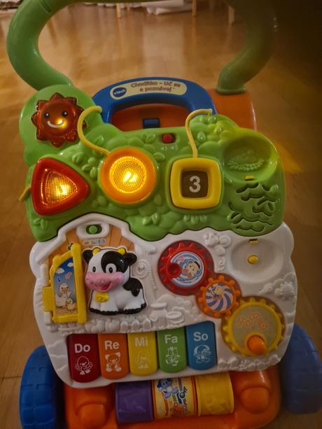 Interaktivní chodítko vtech, 