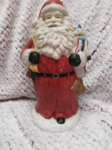 Dekorace keramický santa s dárky, 