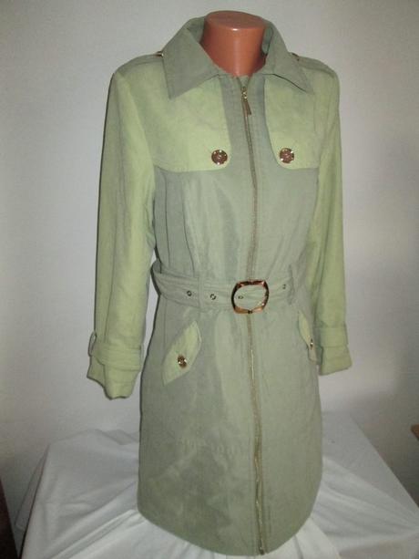 Lehčí kabát v odstínech zelené na vel.s-m., m