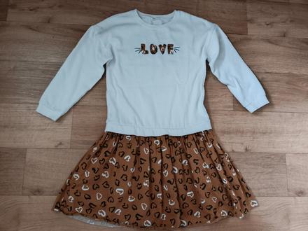 Mikinové šaty, 146