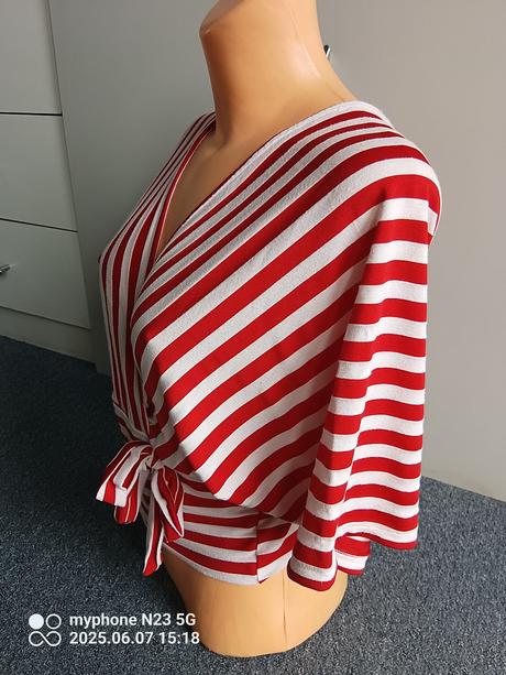 Tričko - crop-top vel "univerzální", 