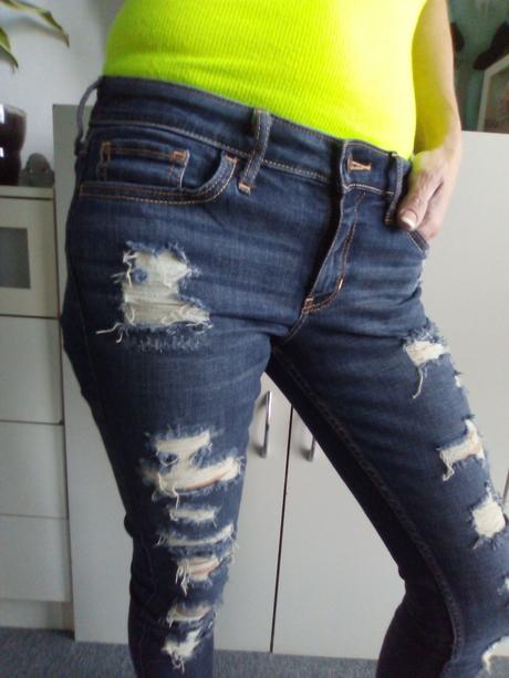 Trhané skinny zn.hollister" vel."27", hollister