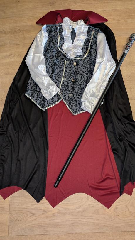 Ka404 karnevalový kostým upír vel. m,
