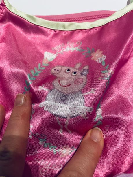 An5/ šaty peppa pig víla - v.12/24 měs, 