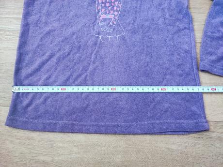 Fialové tričko, 134