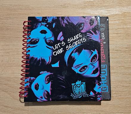 Zápisník monster high, 