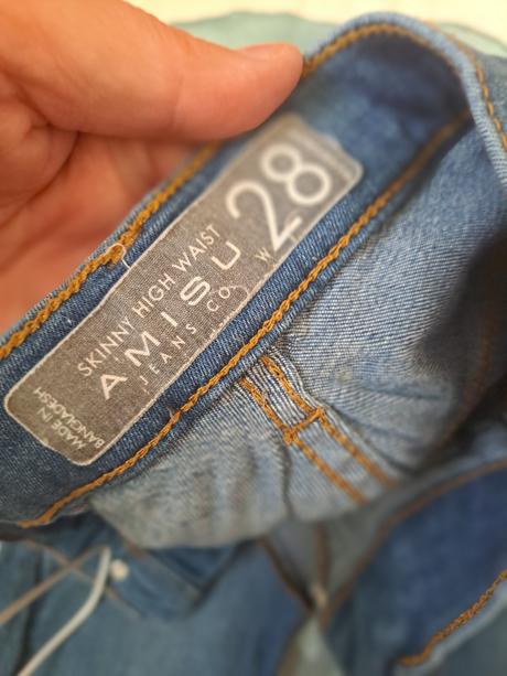 Džíny, amisu,28