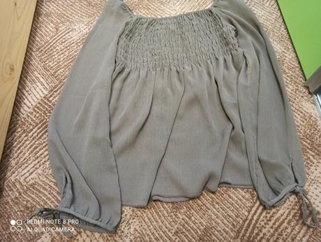 Kalhoty a halenky, s