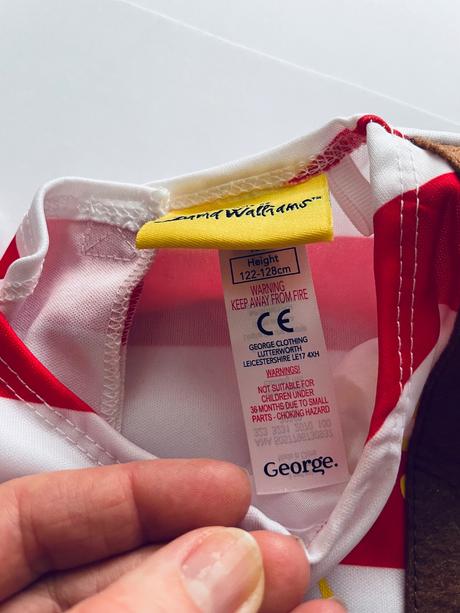 An13/ kostým - v.7/8 let,