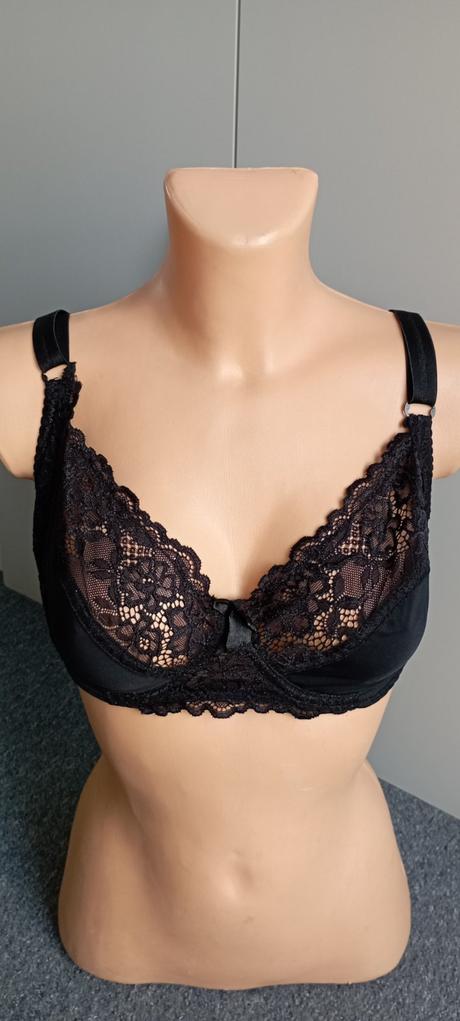 Podprsenka zn."dollcezza" vel."80c", 80c