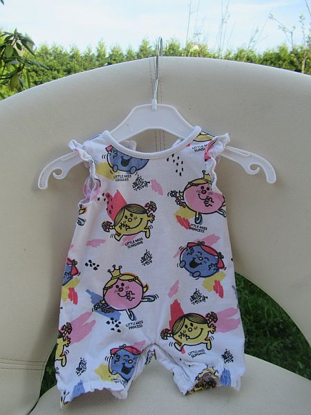 Dívčí letní overal, 56