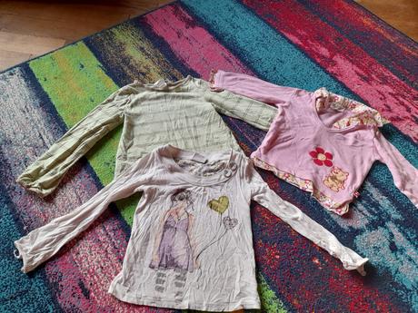 3x malé tričko na donošení, 80