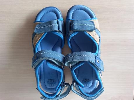 Kožené sandály, sandálky stélka 22 cm, d.d.step,35