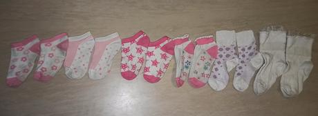 6 párů ponožek (cca 1 - 2 roky), 86