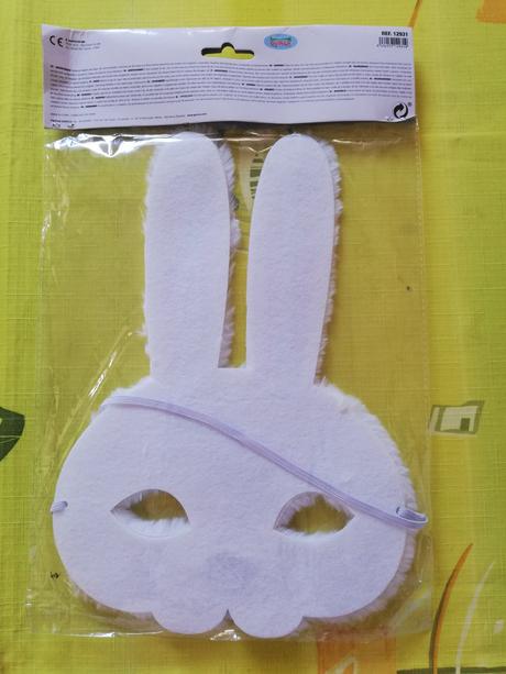 Maska zajíčka na karneval., 