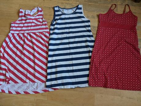 Šaty vel 134/140, 134