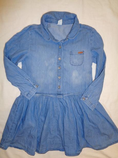 Pěkné šaty z odlehčené rifloviny, 104