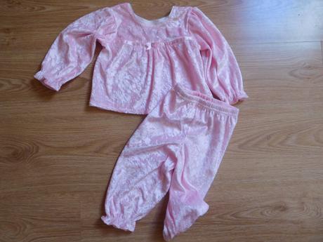 Slavnostní komplet, 80