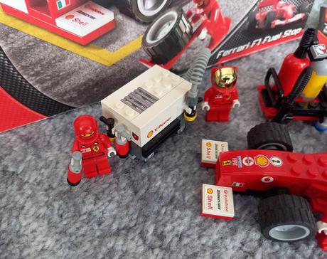 Lego racers 8673 - ferrari f1 fuel stop., 