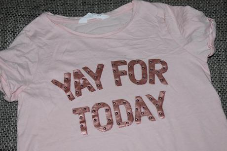 Triko h&m s nápisem a ozdobnými cvočky,134/140, h&m,134