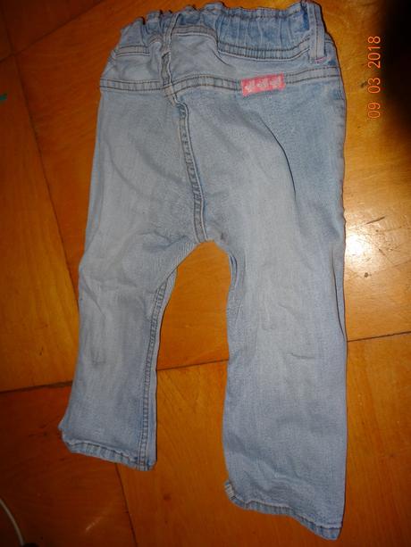 Dívčí rifle motýlci a květinky, h&m,86