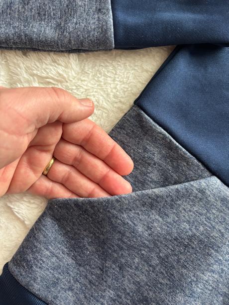 K3/ mikina adidas - v.cca 4/5 let, adidas,104