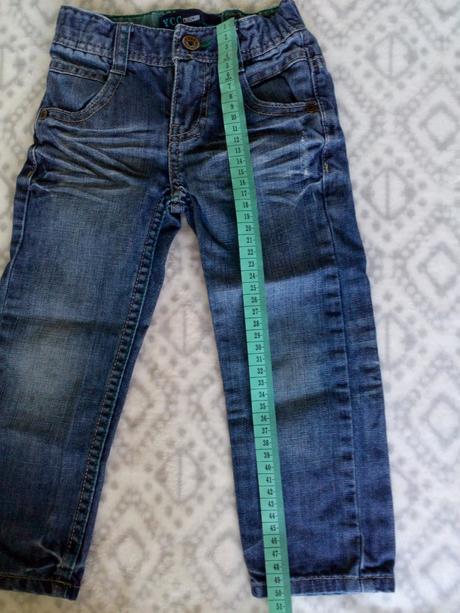 Tmavě modré džíny pro kluky, 92