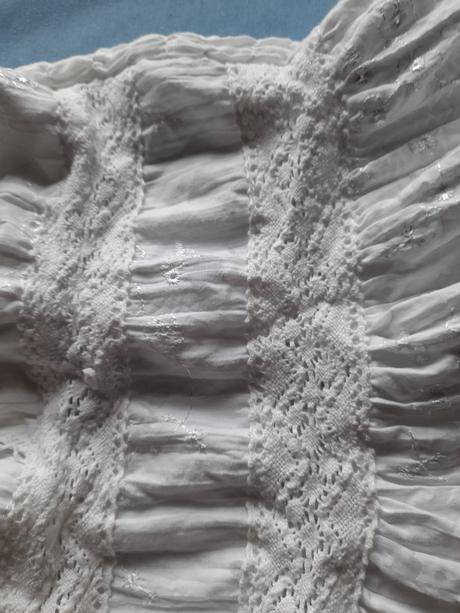 Dlouhé bílé letní šaty na holčičku pěkné, 110