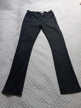 Černé dívčí rifle, 158