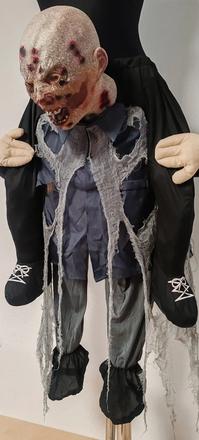 Piggyback kostým zombie,