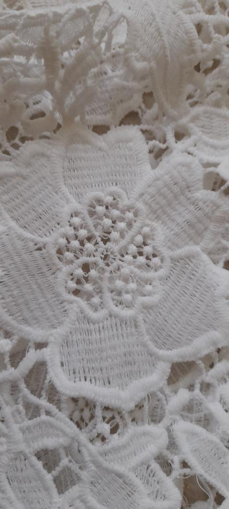 Květinový krajkový top s dlouhými rukávy,