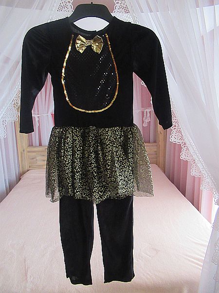 Karnevalový kostým vel.140,