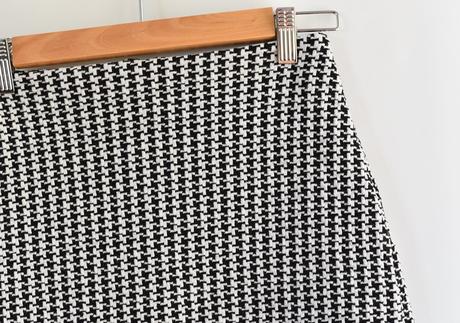 Sukně vel. 10 - 11 let, marks & spencer,146