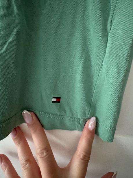 Zelené tričko tommy hilfiger vel.xs / 34, tommy hilfiger,xs