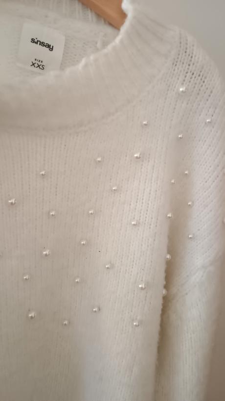 Krásný svetr s perličkami vel.xs/s, xs