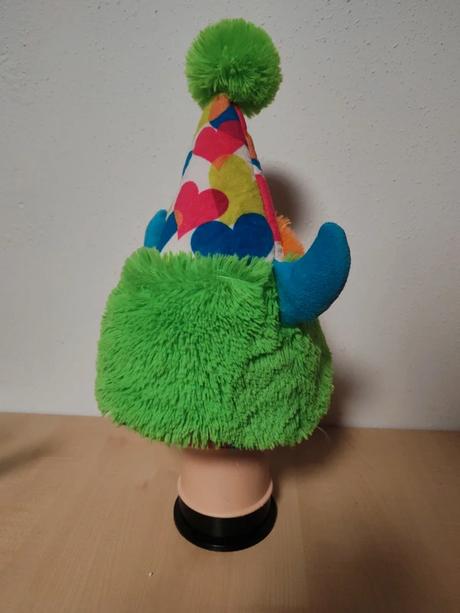 Plyšová čepice strašidlo,