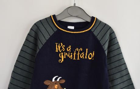 Svetr vel. 3 - 6 m, 68