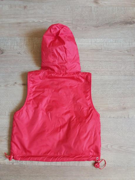 Oboustranná vesta zn. beisite vel. 110, 110