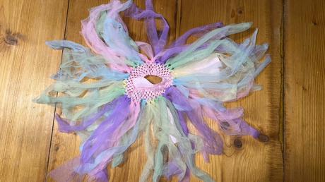 Tylová duhová sukýnka,