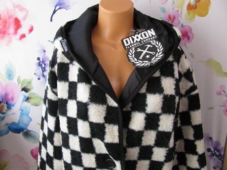 Dámská bunda s kapucí s umělé kožešiny, m