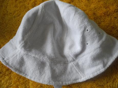 Klobouk oboustranný, 