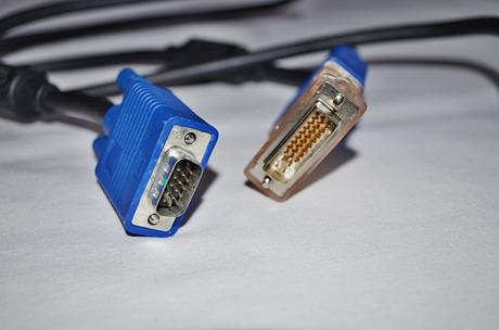 Propojovací kabel dvi - avg, 